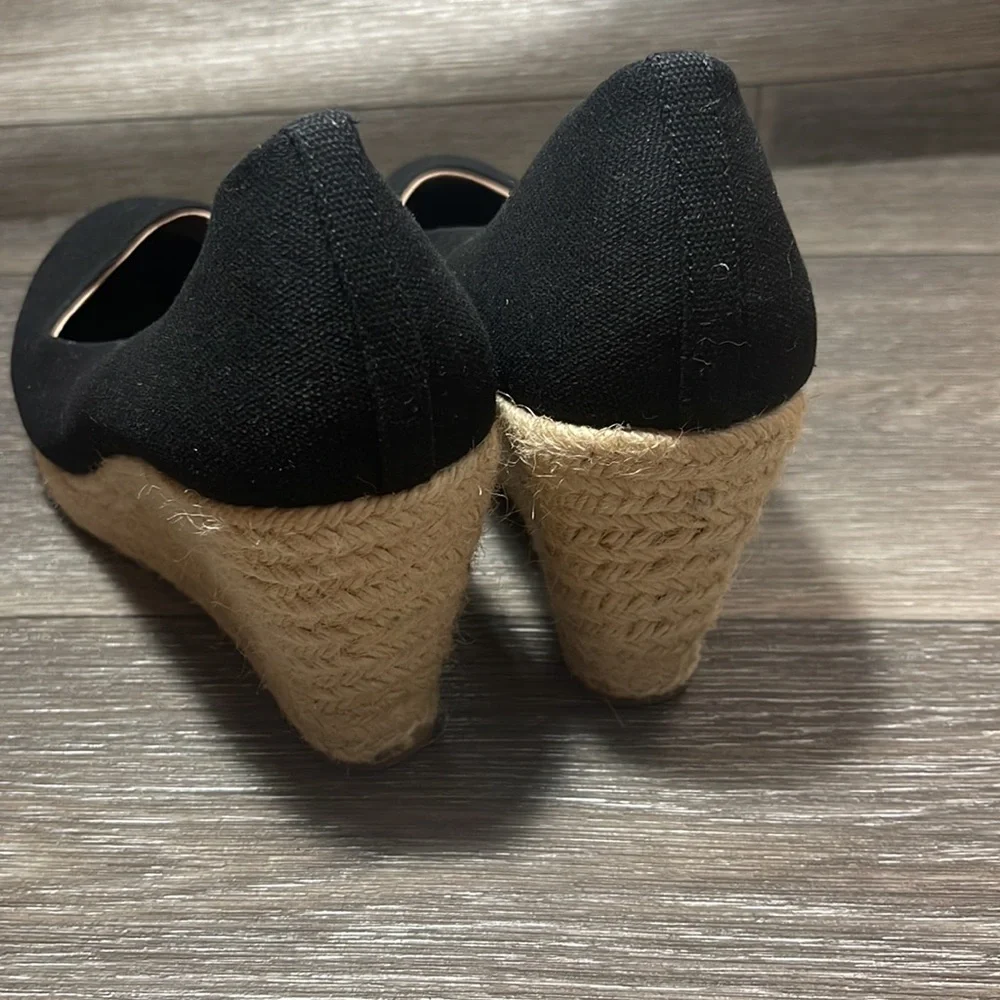 J Crew woman’s platform size 10.5 (n7)
